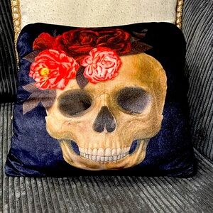 Floral skull throw pillow
